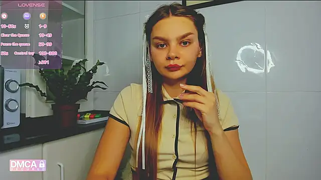 Molly sweetie online show from 8, 6, 2026