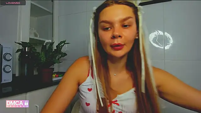 Molly sweetie online show from 9, 6, 2026