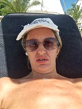Snapshot of Miss____Mia_ chatting on 11, 6, 2026 Miss Mia online show from 11, 6, 2026