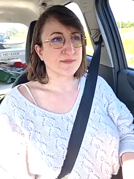 Snapshot of minierose chatting on 4, 3, 2026 minierose online show from 4, 3, 2026