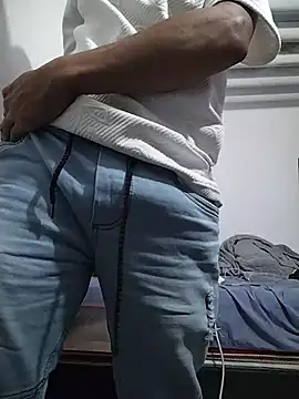 Danielitohot23cm online show from 8, 1, 2026