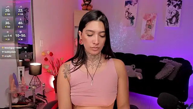 LouaneBourVip online show from 14, 2, 2025