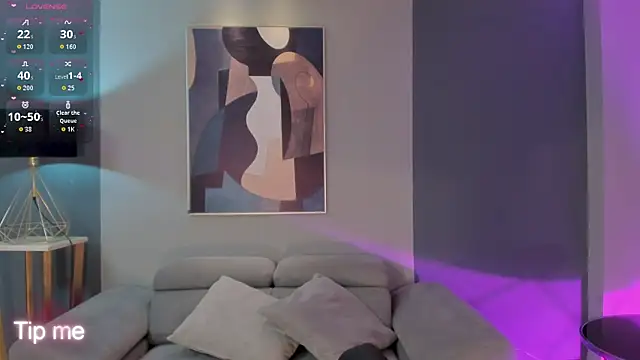 CorinneRusso online show from 28, 7, 2026