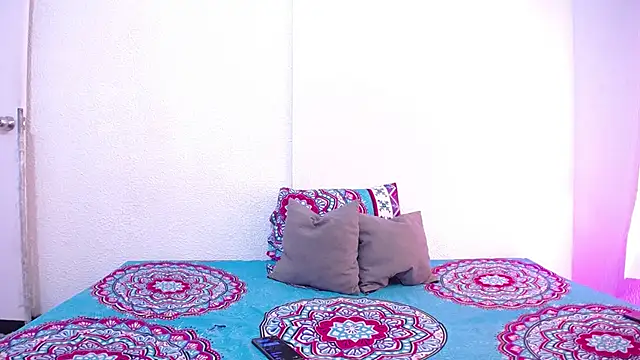  joanne and oliver  online show from 25, 11, 2025