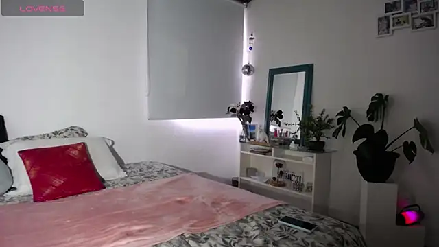  Lalaa online show from 28, 10, 2025