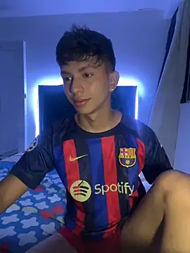 Leonarrrd 01 online show from 7, 3, 2025