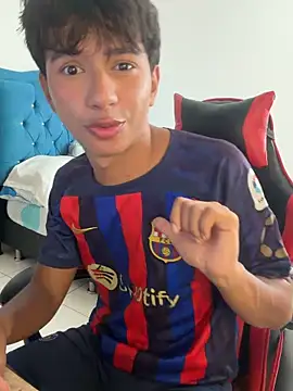 Leonarrrd 01 online show from 6, 2, 2026