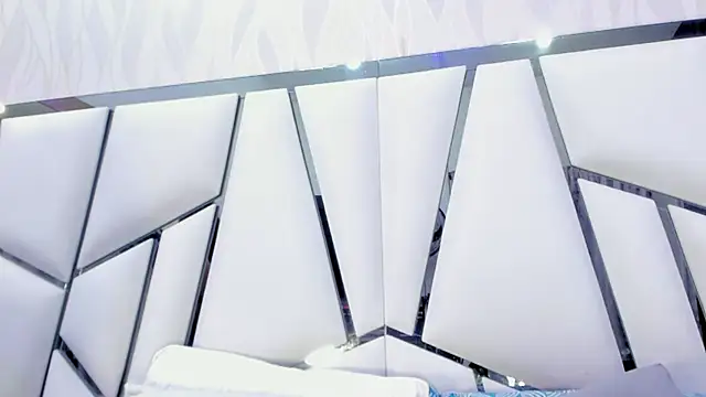  aurora18  online show from 22, 2, 2025