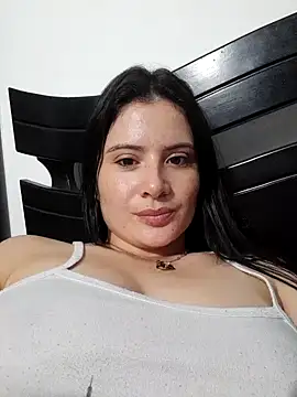 Zoe Clark  online show from 31, 1, 2025