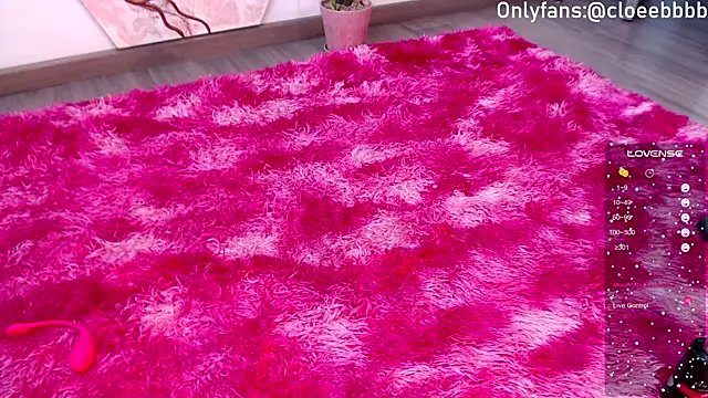 chloebritto online show from 4, 12, 2024