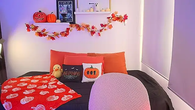 lilyy evanss online show from 29, 10, 2025