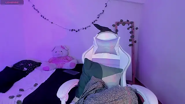Anastasia1213 online show from 25, 7, 2026