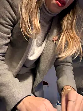 SonyaD  online show from 4, 12, 2024