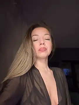 Snapshot of SonyaD_ chatting on 17, 5, 2026 SonyaD online show from 17, 5, 2026