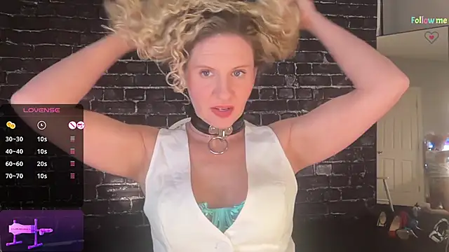 Snapshot of AmberJade_AmJ chatting on 20, 12, 2025 AmberJade AmJ online show from 20, 12, 2025