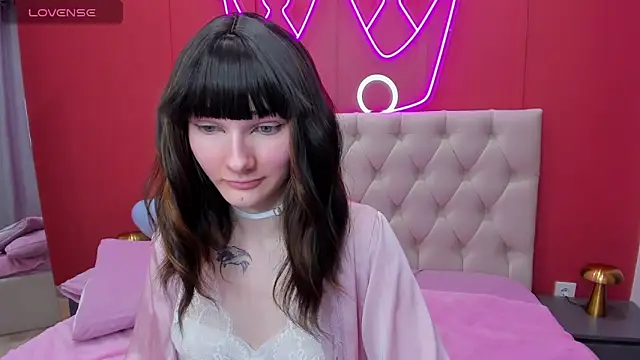 Snapshot of Lili_flowerr chatting on 13, 2, 2025 Lili flowerr online show from 13, 2, 2025