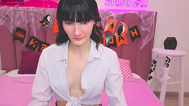 Snapshot of Lili_flowerr chatting on 29, 10, 2025 Lili flowerr online show from 29, 10, 2025