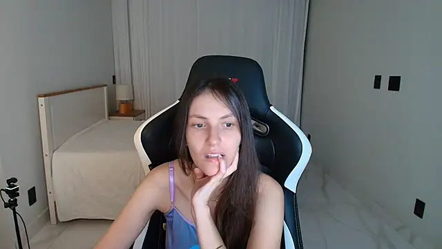upssnowy online show from 8, 7, 2026