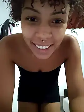 Julia Pretinha online show from 29, 12, 2024