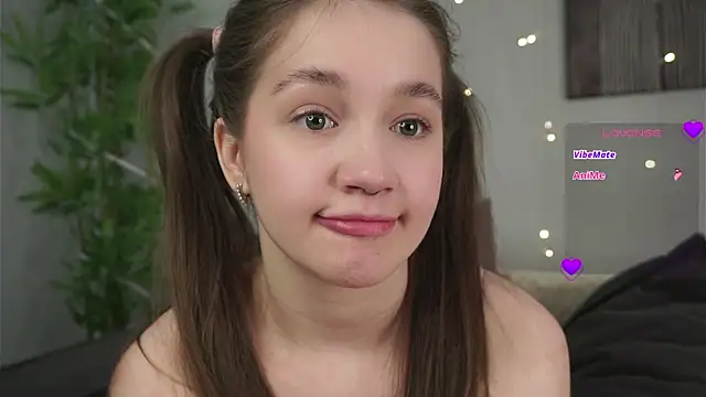 AmiLewis online show from 23, 1, 2025