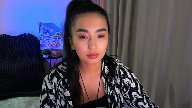 worldofkim online show from 7, 3, 2025