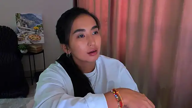 worldofkim online show from 14, 3, 2025