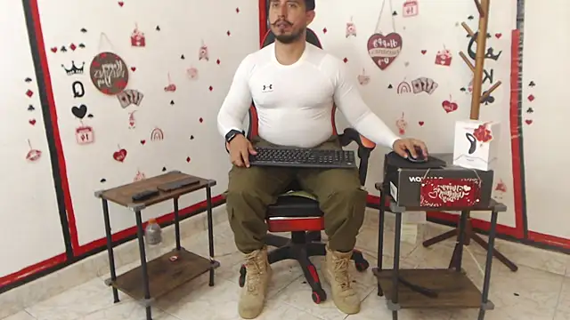 KalethBigDick online show from 27, 2, 2025