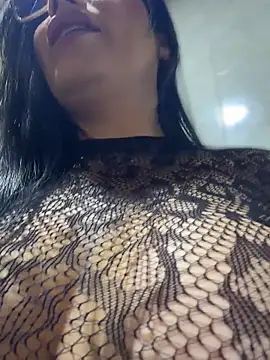 Miah gomez  online show from 24, 4, 2026