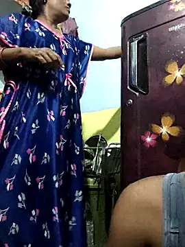 priyadarshiPRIYASEXCPL223 online show from 28, 7, 2026