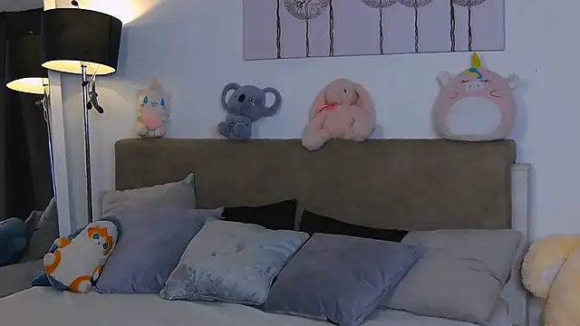 CassKiera online show from 18, 9, 2025