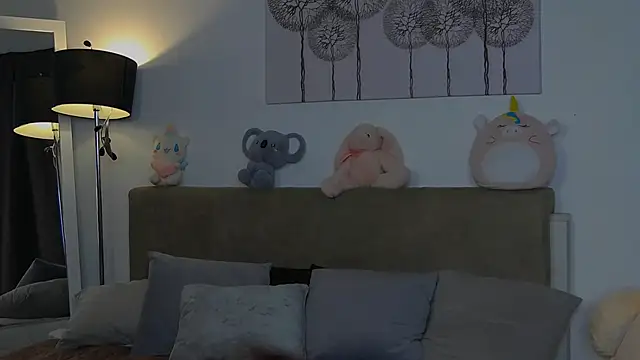 CassKiera online show from 8, 10, 2025