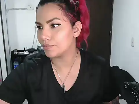 CarolinaRincon online show from 23, 2, 2025