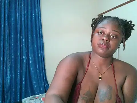 t-QueenSlyy online show from 29, 4, 2026