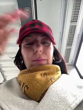 eveangelll online show from 22, 4, 2026