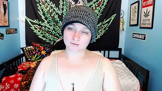 Chloenightmare online show from 8, 2, 2025