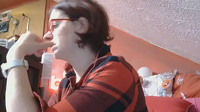 Snapshot of lanax chatting on 29, 10, 2025 lanax online show from 29, 10, 2025