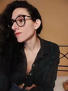 SofiaMori online show from 4, 3, 2026