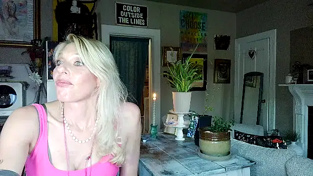 Glamazonx online show from 19, 5, 2026