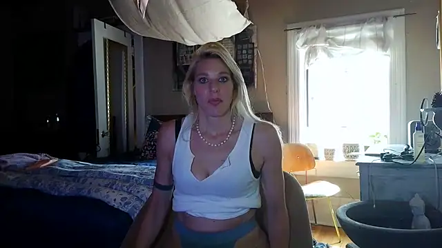 Glamazonx online show from 31, 5, 2026