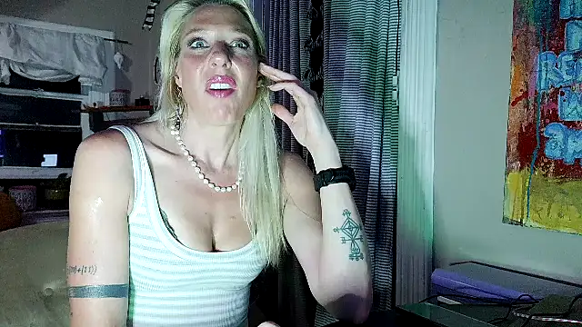 Glamazonx online show from 4, 6, 2026
