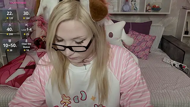 MeowkaKitty online show from 15, 3, 2026