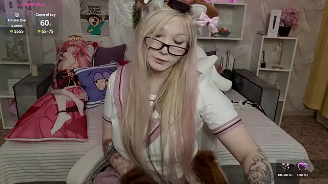 MeowkaKitty online show from 25, 4, 2026