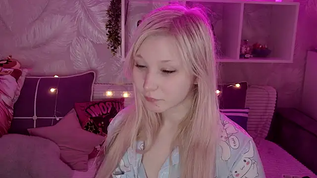 MeowkaKitty online show from 27, 4, 2026