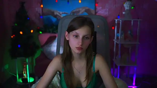 EllaHorton online show from 7, 1, 2025