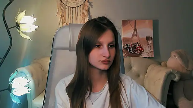 EllaHorton online show from 18, 3, 2025