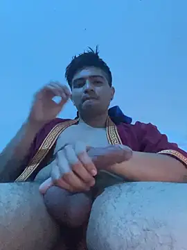 yObal-hot online show from 4, 4, 2026