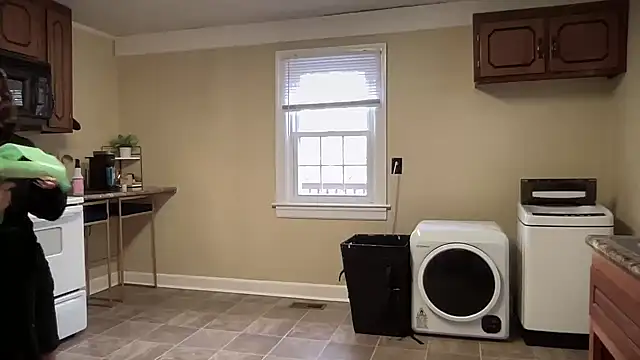 sexylilly69 online show from 24, 2, 2025