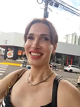 Irresistible24 online show from 26, 11, 2025