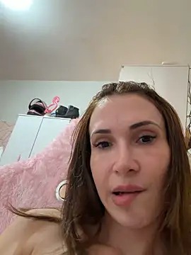 Irresistible24 online show from 22, 4, 2026