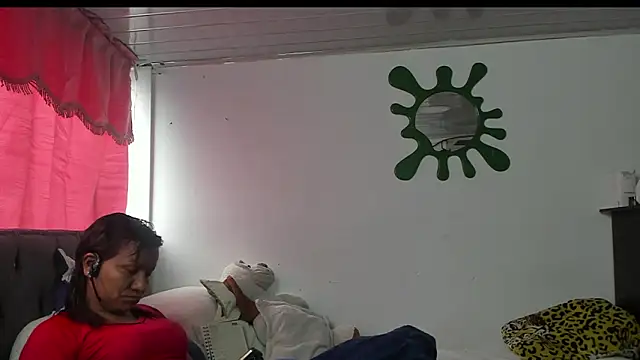 Snapshot of Laflaka22 chatting on 13, 11, 2025 Laflaka22 online show from 13, 11, 2025